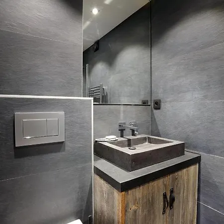 Studio Centre Capsule hotel